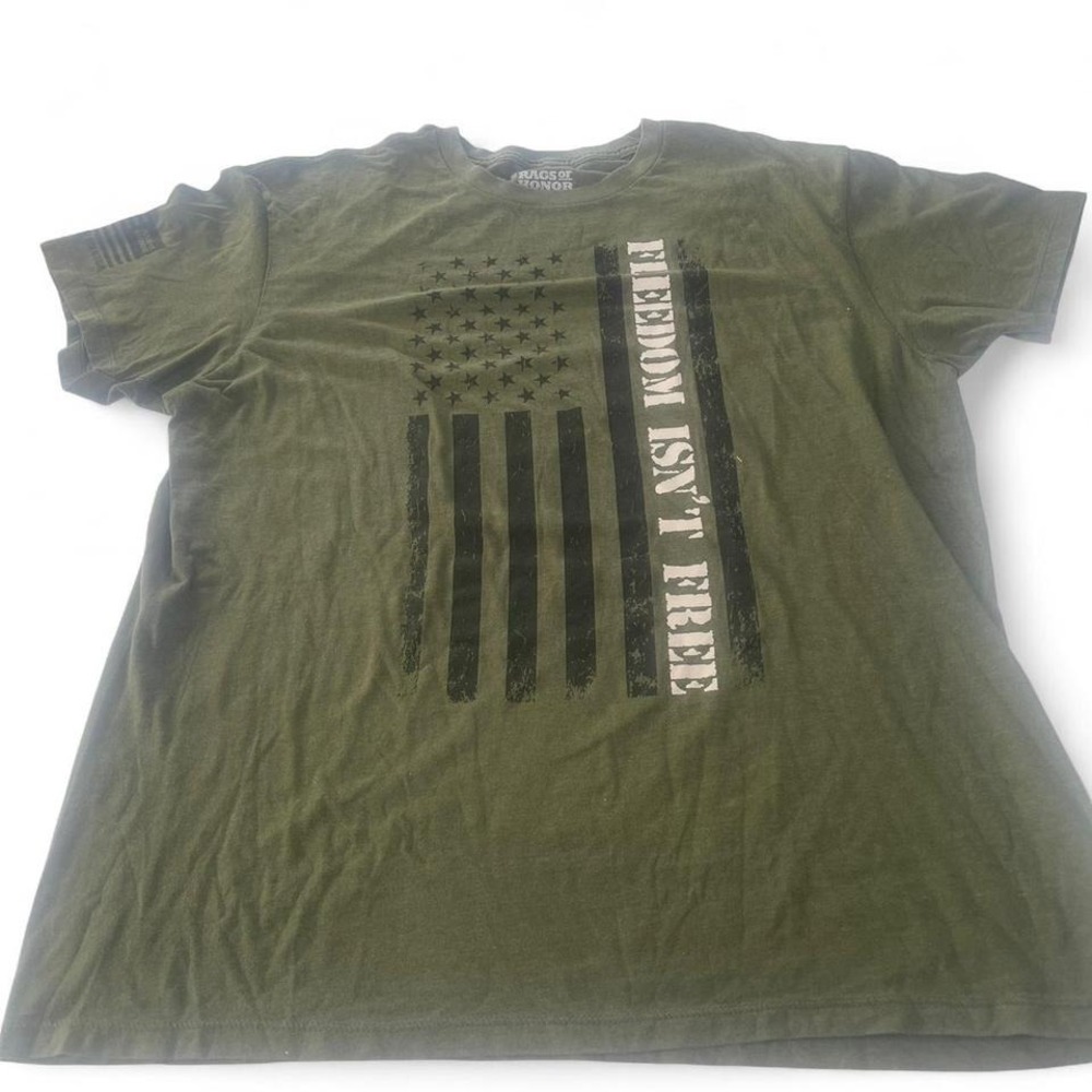 Green‎ rags of honor shirt